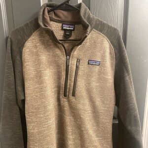 Men’s Large Patagonia fleece pullover